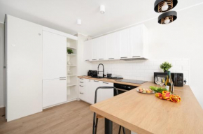 Hideaway Apartment - Terrace with Garden & Parking- by Rentujemy